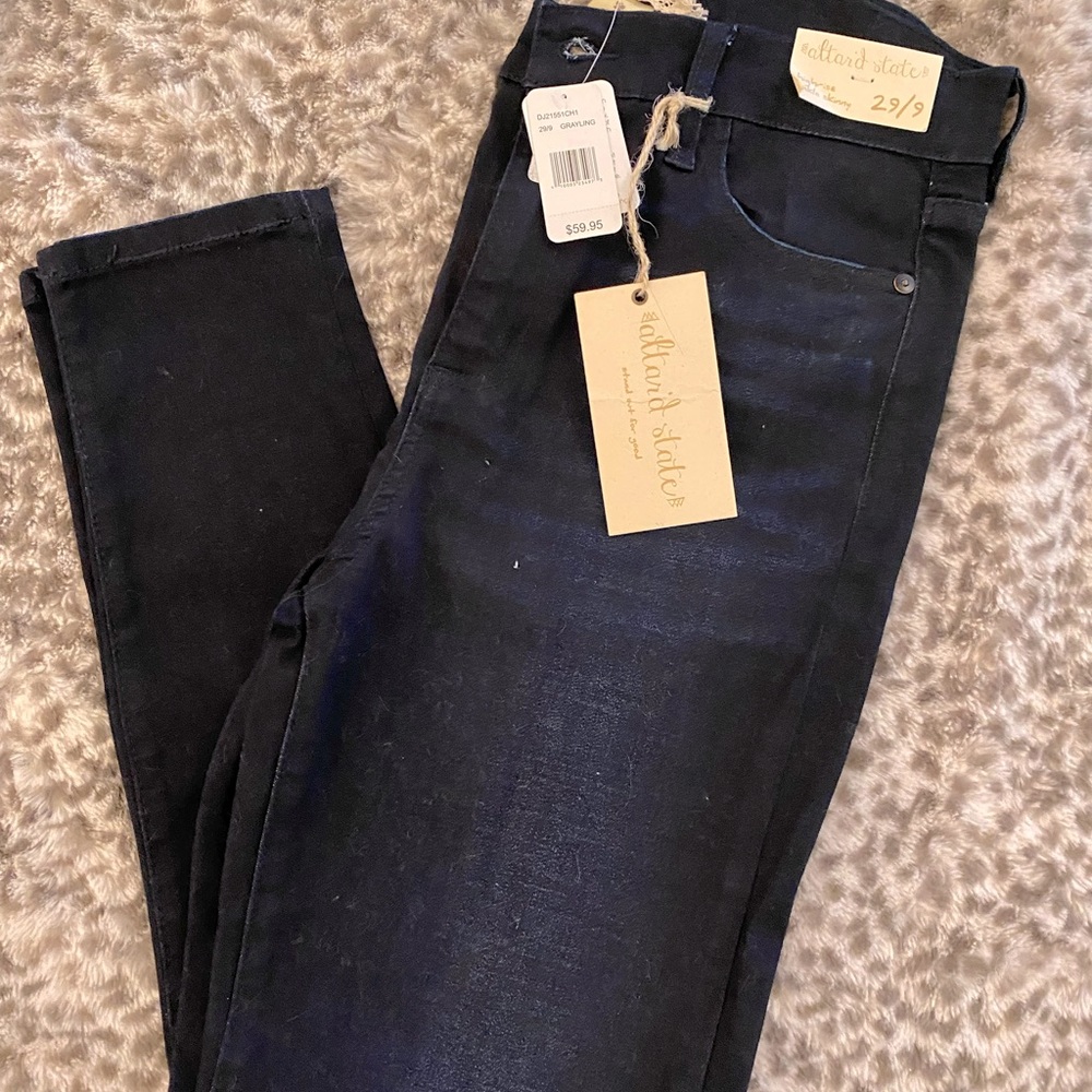Selling NWT Altar’d   State Jeans  size 9 /29